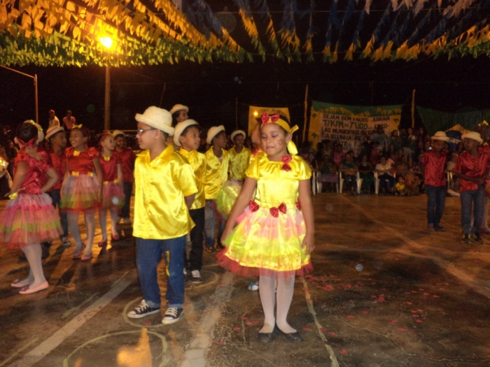Prefeito realiza festival de quadrilha municipal - Imagem 15