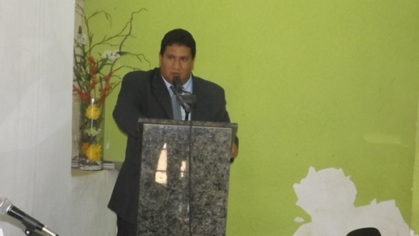 Vereador Luizinho Cardoso é reeleito presidente da Câmara para o biênio 2015 e 2016 - Imagem 4