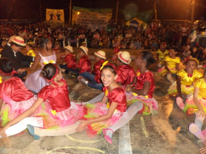Prefeito realiza festival de quadrilha municipal - Imagem 12