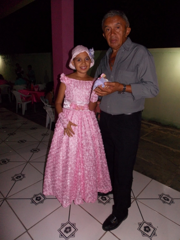 Jovem Yasla Beatriz comemora  aniversário de 15 anos  - Imagem 28