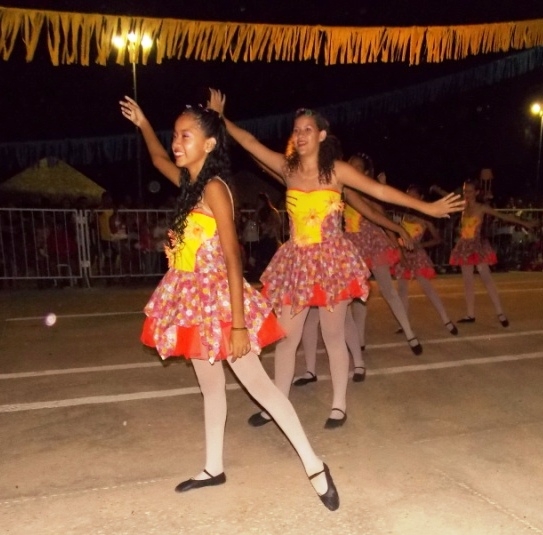 IV Festival Junino da Unidade Escolar Paulo Ferraz - Imagem 1