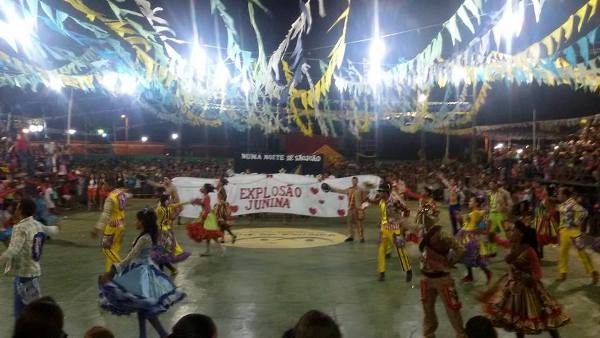 Prefeito Walfredo Filho comemora sucesso do XXI Festival Cultural de Quadrilhas - Imagem 2