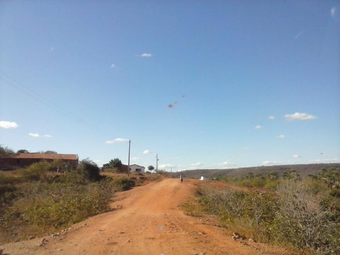 Prefeito acompanha conclusão da estrada que liga o município à Aroeiras do Itaim - Imagem 7