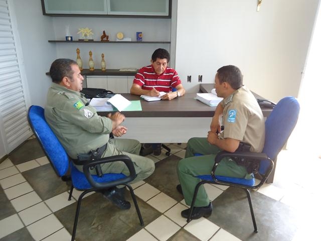 Prefeito Dr. Zé Maria reuniu-se com Representantes da Polícia Militar  - Imagem 4