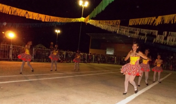 IV Festival Junino da Unidade Escolar Paulo Ferraz - Imagem 3