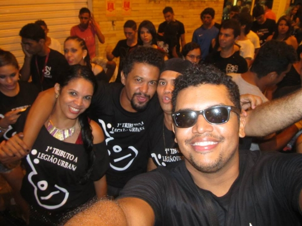 Emoção à flor da pele em Tributo a Legião Urbana - Imagem 5