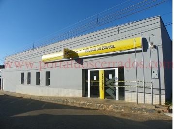 Agência do Banco Brasil é arrombada durante madrugada em Ribeiro Gonçalves