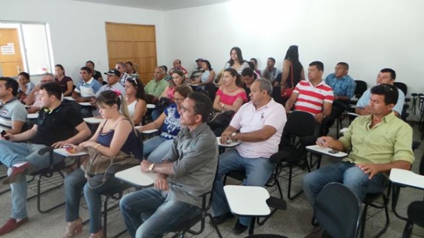 Prefeito faz reunião com secretários para avaliar gestão municipal - Imagem 1