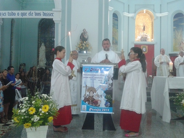 Prefeito Manin Geronço e Comitiva participaram da trezena de S. Antonio em Campo Maior - Imagem 3