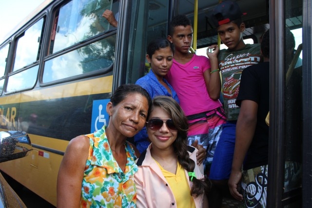 Procissão de São Pedro reuniu milhares de fies nas margens do rio Parnaiba - Imagem 16