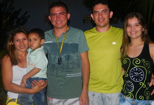 Hiago Meneses trocou de idade e reuniu amigos na Chácara Meneses - Imagem 3