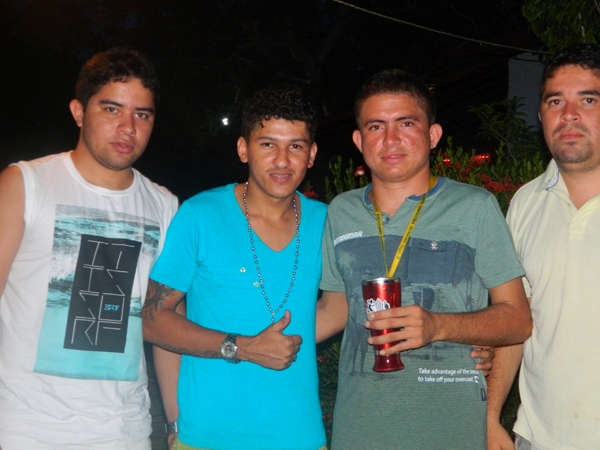 Hiago Meneses trocou de idade e reuniu amigos na Chácara Meneses - Imagem 6