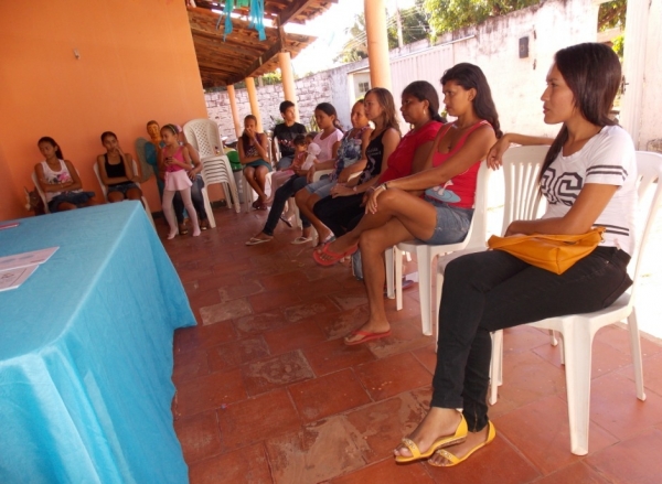 Entrega de certificados de computação básica para alunos do CEAC - Imagem 3