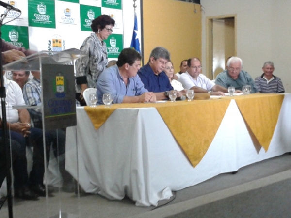 Zé Filho assina ordens de serviços para um grande volume de obras em União - Imagem 4