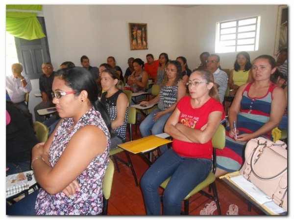 Agência do Bradesco se reúne e oferece Café da Manhã para servidores municipais - Imagem 13