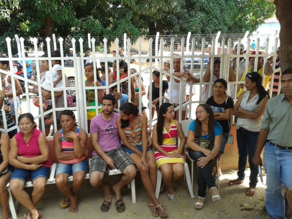 Prefeito Gustavo Medeiros entrega ambulância no povoado David Caldas - Imagem 2