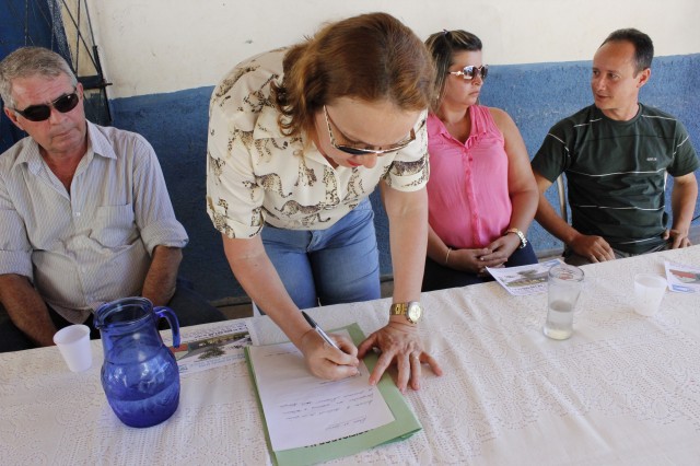 Ordem de serviço é autorizada pela a prefeita Dra. Salete Rego para a construção de ginásio poliesportivo