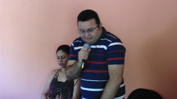 Em Santo Inácio lei da meia-entrada entra em vigor e alunos recebem sua primeira carteira  - Imagem 7