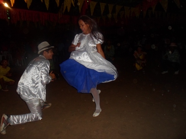 Quadrilha Remelexo da Roça realizou grande arraial - Imagem 9