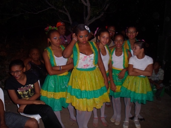 Quadrilha Remelexo da Roça realizou grande arraial - Imagem 26