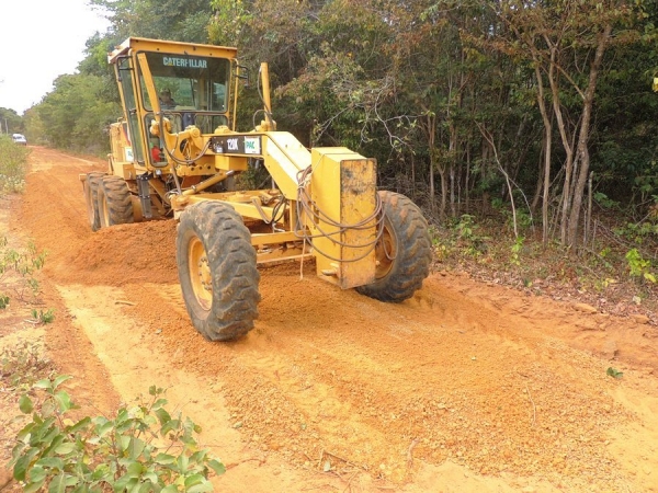Prefeitura realiza sonho antigo de moradores com recuperação de estradas - Imagem 14