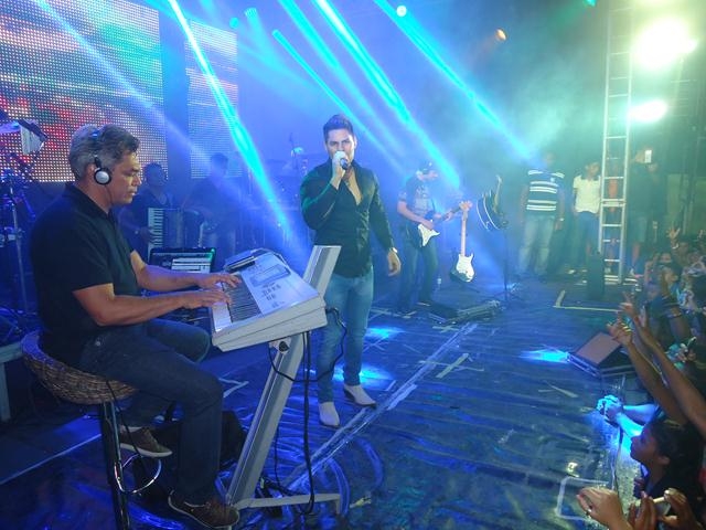 Banda Desejo de Menina atraí Multidão na 1° Noite da XXXI Semana da Juventude - Imagem 194