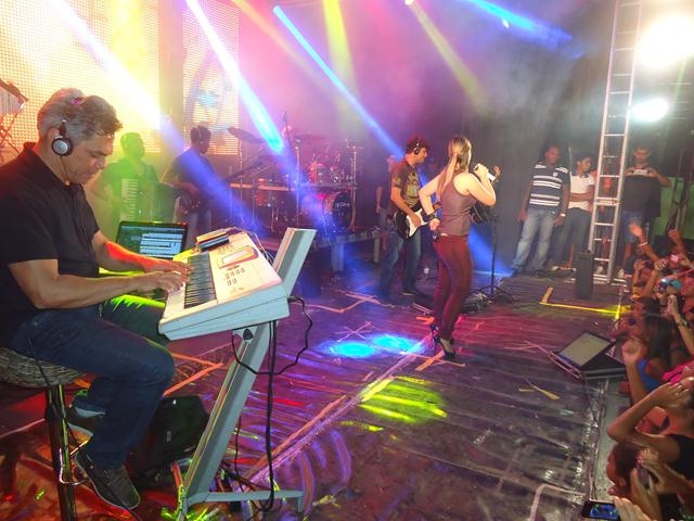 Banda Desejo de Menina atraí Multidão na 1° Noite da XXXI Semana da Juventude - Imagem 187