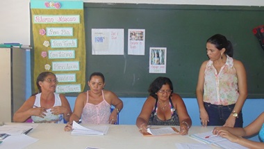 Professores de Cocal de Telha preparam reinicio das aulas.