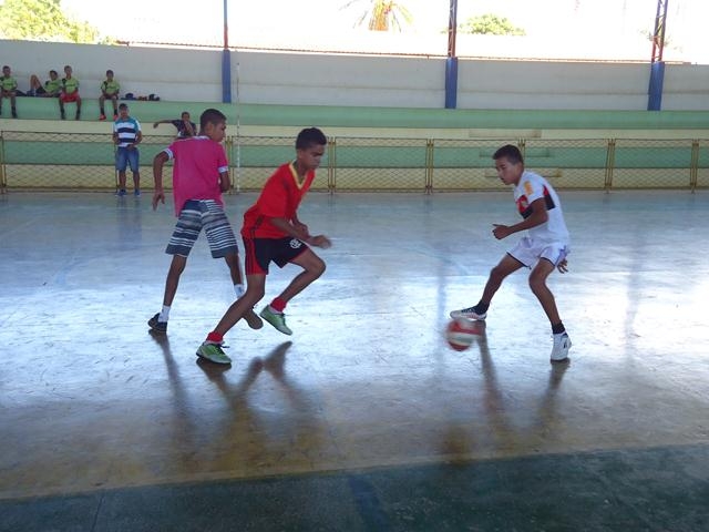 Crianças se divertem no Segundo dia da XXXI Semana Cultural da Juventude Ipiranguense - Imagem 19