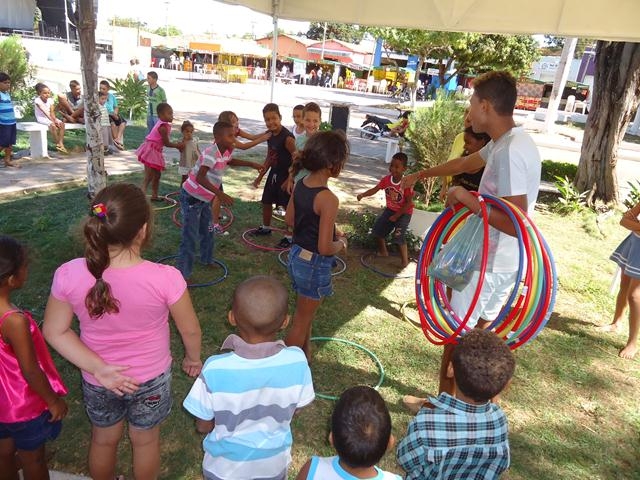 Crianças se divertem no Segundo dia da XXXI Semana Cultural da Juventude Ipiranguense - Imagem 44