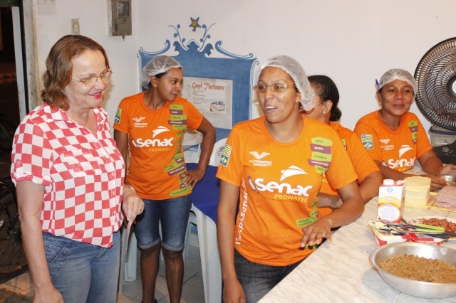 Prefeita Salete Rego visita  alunos do PRONATEC em Miguel Alves - Imagem 9