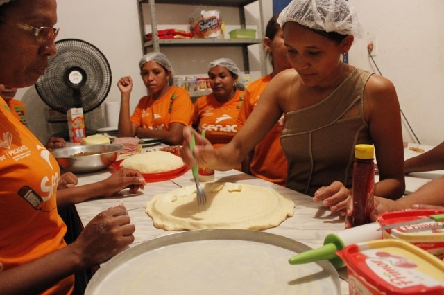 Prefeita Salete Rego visita  alunos do PRONATEC em Miguel Alves - Imagem 4