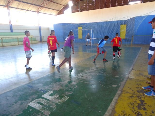 Crianças se divertem no Segundo dia da XXXI Semana Cultural da Juventude Ipiranguense - Imagem 1