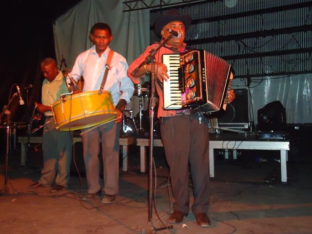 Banda Forró Real Fechou a 2° Noite da XXXI Semana da Juventude - Imagem 1