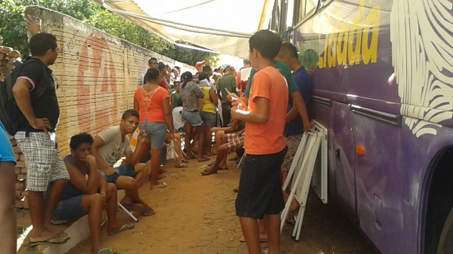 O expresso cidadão faz mutirão em Cristalândia para emissão de documentos.  - Imagem 9