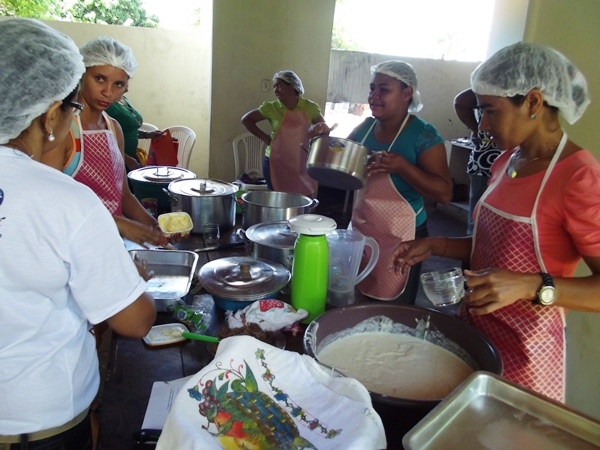 Prefeitura de São João da Varjota em parceria com a SASC promove curso de culinária à base de produtos regionais. - Imagem 4