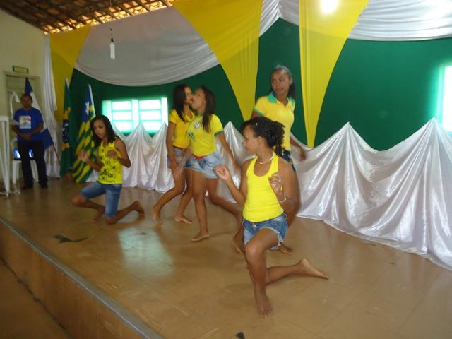 Secretaria Municipal de Educação realizou Culminância do Projeto Juntos Num Só Ritmo - Imagem 120