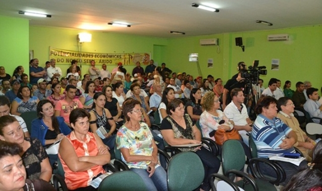Cadeirão Grande sedia audiência sobre Complexo Eólico que será feito no município - Imagem 7