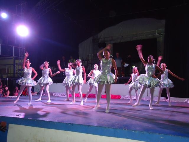 Na 3° Noite XXXI da Juventude Apresentações Artísticas Encantam o Público - Imagem 6