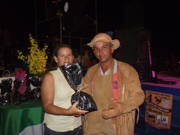 População Prestigia Abertura da 40ª Festa do Vaqueiro de Santa Rosa - Imagem 31