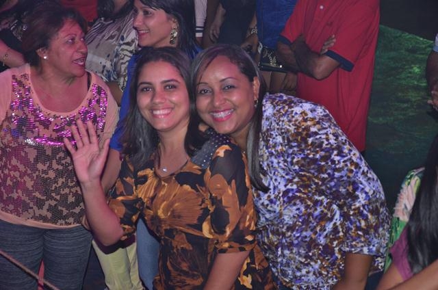 Quarta Romântica Finalizou o 4° dia da XXXI Semana Cultural da Juventude Ipiranguense - Imagem 137