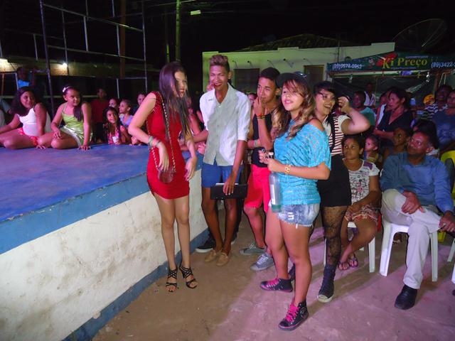 Quarta Romântica Finalizou o 4° dia da XXXI Semana Cultural da Juventude Ipiranguense - Imagem 14