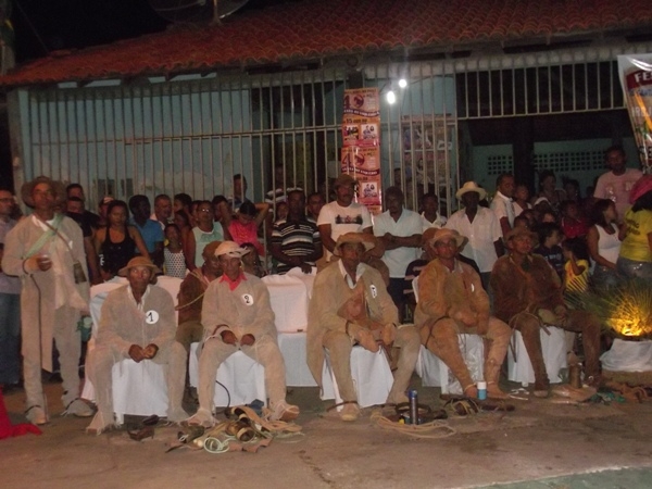 População Prestigia Abertura da 40ª Festa do Vaqueiro de Santa Rosa - Imagem 2