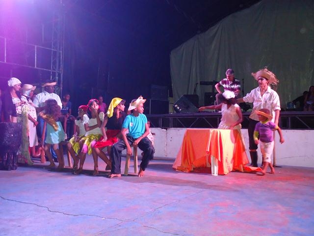 Quarta Romântica Finalizou o 4° dia da XXXI Semana Cultural da Juventude Ipiranguense - Imagem 7