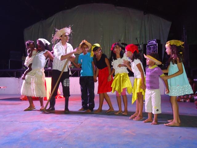 Quarta Romântica Finalizou o 4° dia da XXXI Semana Cultural da Juventude Ipiranguense - Imagem 4