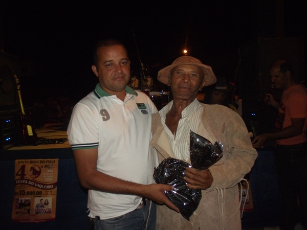 População Prestigia Abertura da 40ª Festa do Vaqueiro de Santa Rosa - Imagem 33