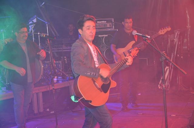 Quarta Romântica Finalizou o 4° dia da XXXI Semana Cultural da Juventude Ipiranguense - Imagem 142