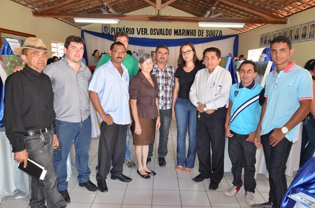 Câmara Municipal de Ipiranga Realiza Exposição de Pintura em Telas