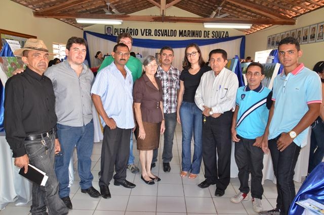 Câmara Municipal de Ipiranga Realiza Exposição de Pintura em Telas - Imagem 103