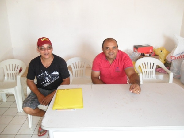 Equipes recebem material esportivo  - Imagem 3